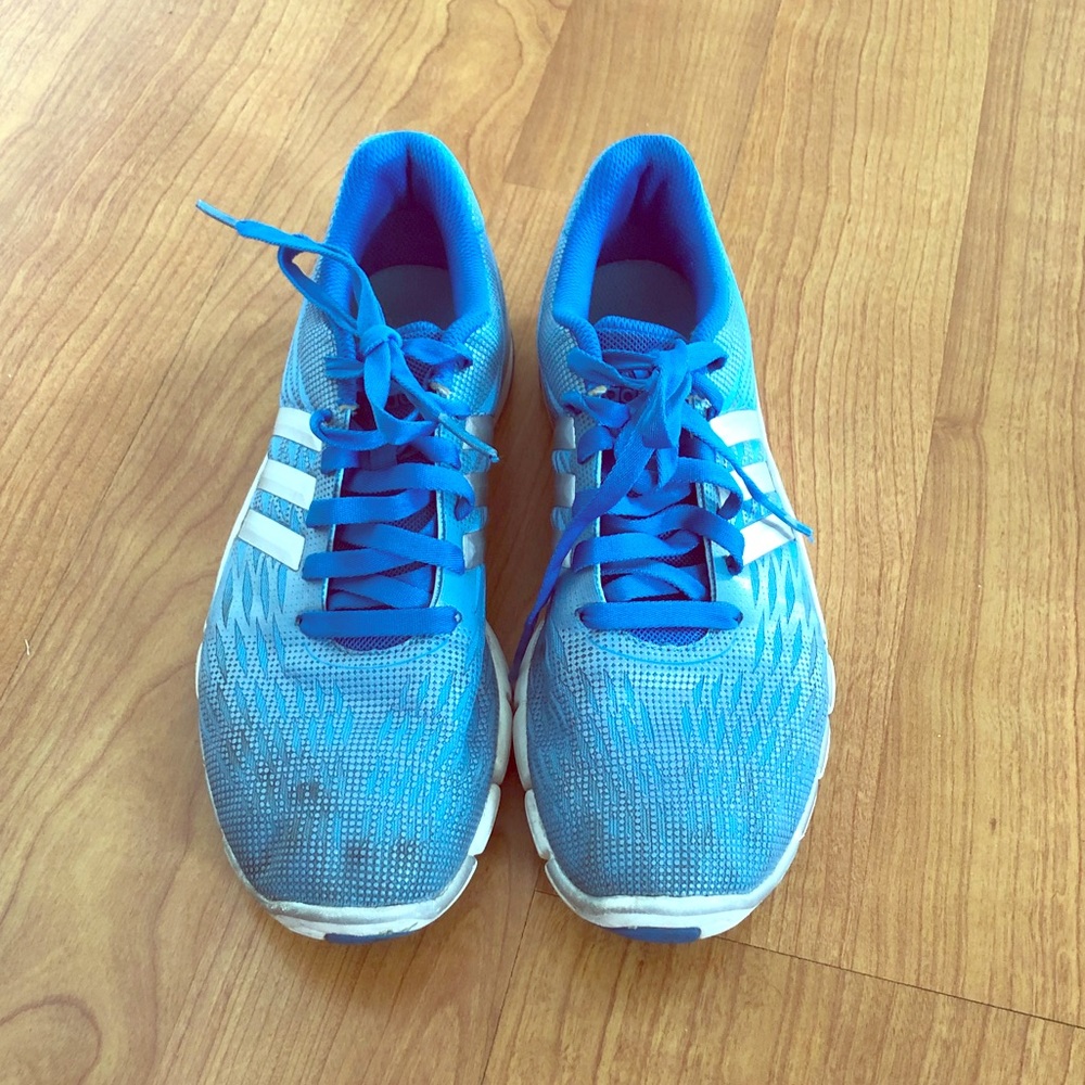 adidas light blue running shoes - 8.5